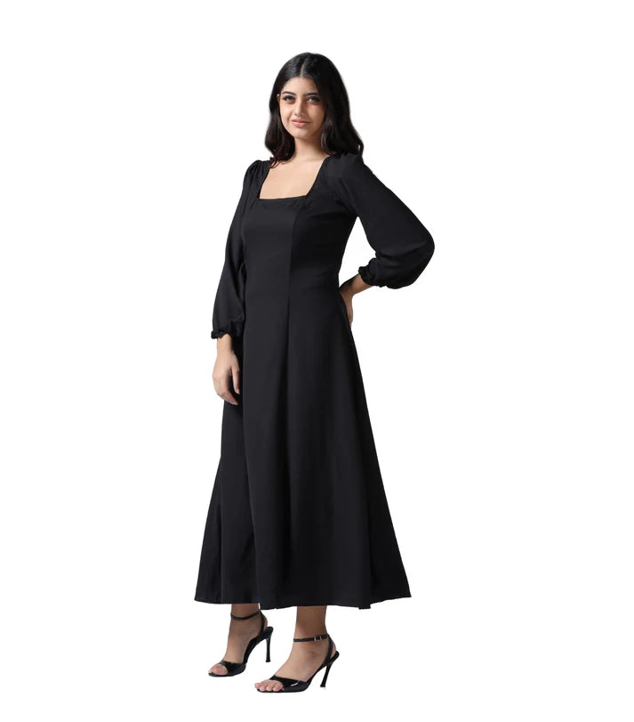 Black Georgette Gothic long dress with long baloon sleeves